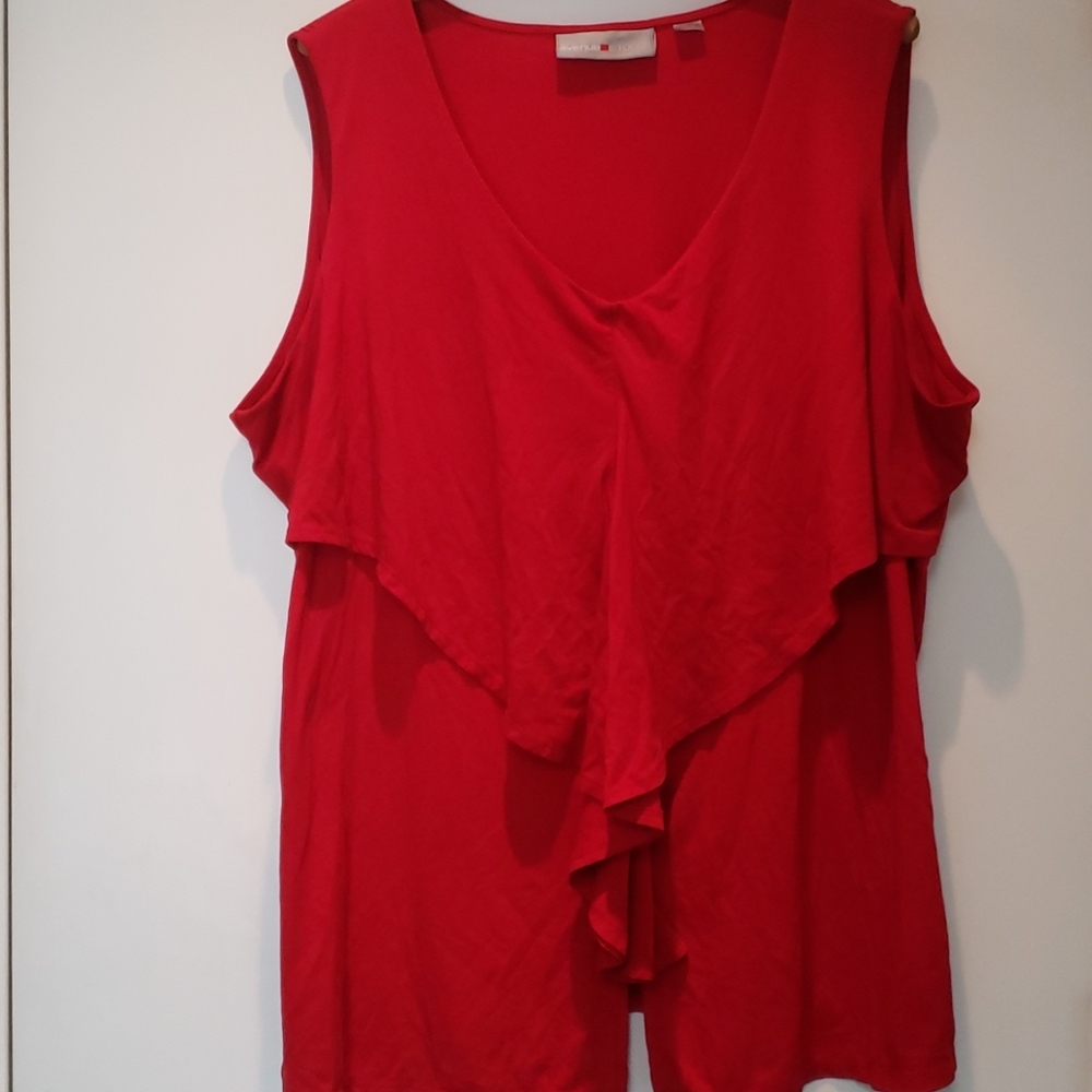 Avenue Studio Red Top ♥ 26/28